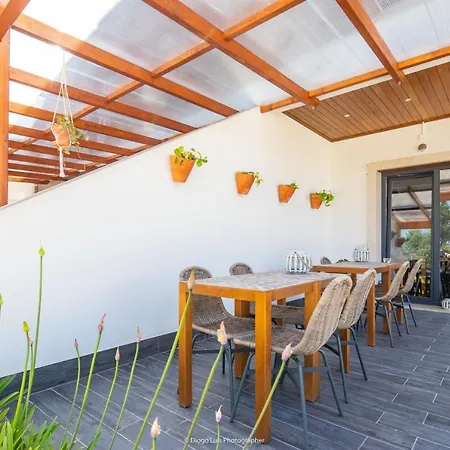 Alojamento de Acomodação e Pequeno-almoço The Olive Hill 4*