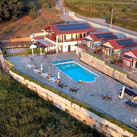 The Olive Hill Bed and Breakfast 4*